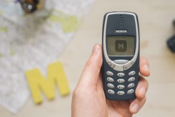 Handheld Nokia 3310 Mockup